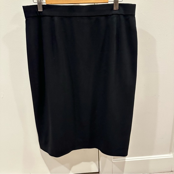 VINTAGE LOUIS FERAUD WOOL PENCIL SKIRT BLACK SIZE 12 - Picture 1 of 10